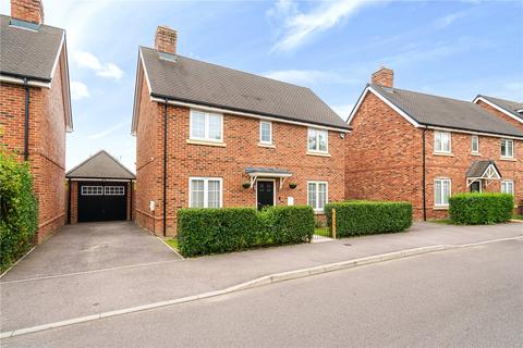 3 bedroom detached house for sale, Cascade Way, Farnham, Surrey, GU9