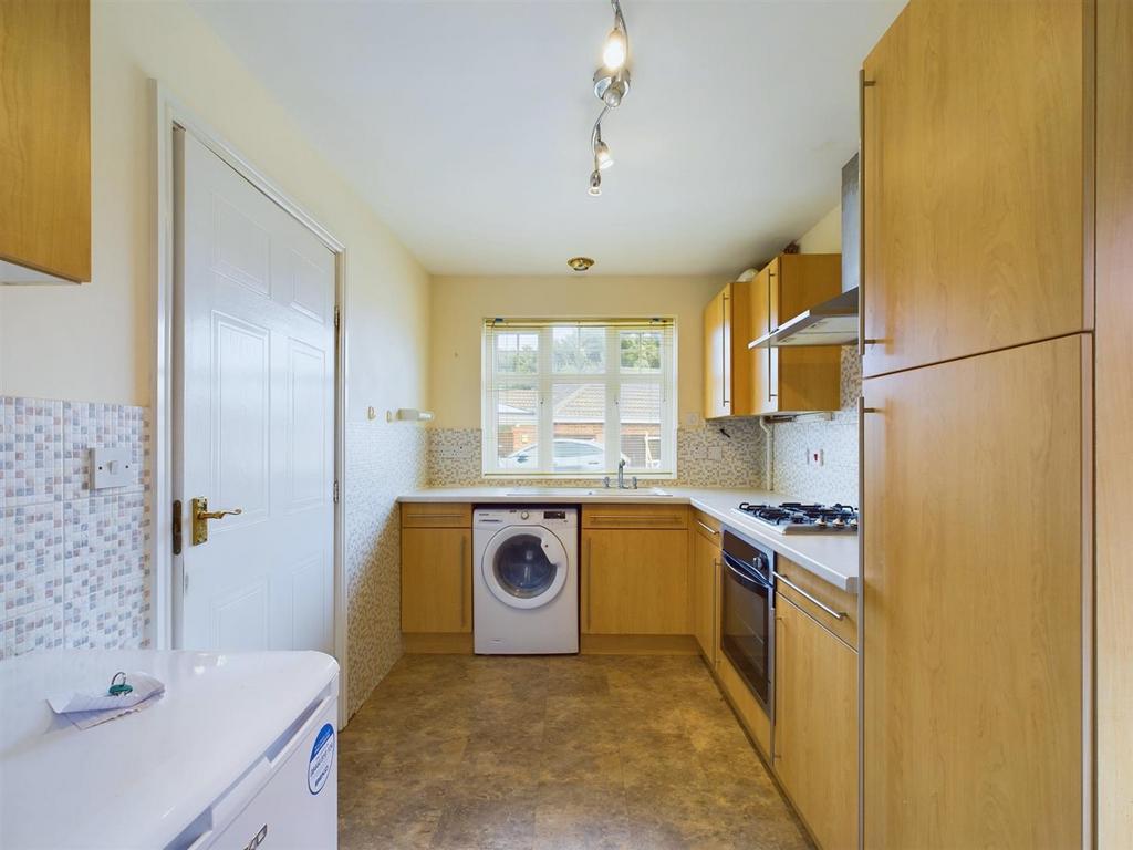 Kitchen: