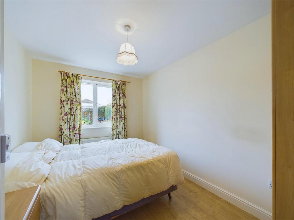 Bedroom: