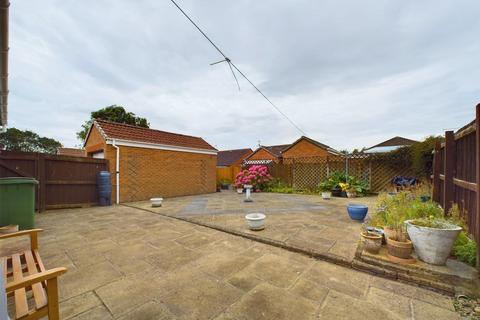 8 Castle Howard Close, Bridlington, YO16 6YY