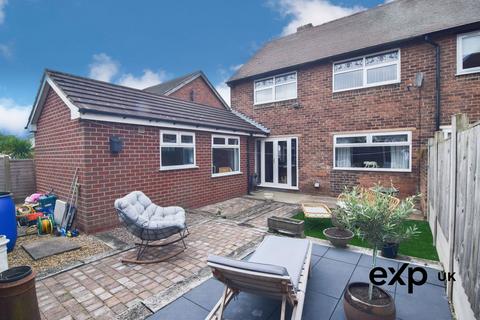 4 bedroom semi-detached house for sale, Forest Road, Sutton-in-ashfield NG17