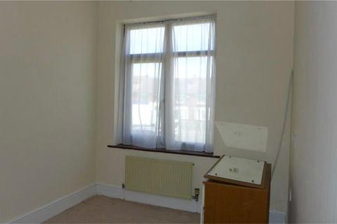 3 bedroom terraced house for sale, Kenpas Highway, Green Lane, Coventry, West Midlands, CV3