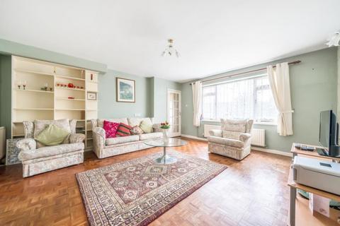 3 bedroom end of terrace house for sale, Milton-Under-Wychwood,  Oxfordshire,  OX7