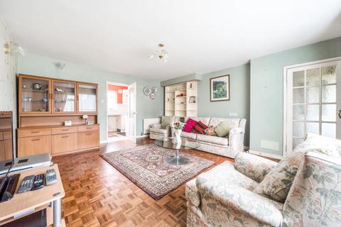 3 bedroom end of terrace house for sale, Milton-Under-Wychwood,  Oxfordshire,  OX7