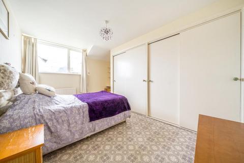 3 bedroom end of terrace house for sale, Milton-Under-Wychwood,  Oxfordshire,  OX7