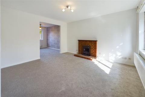 4 The Quantocks, Thatcham, RG19 3SF