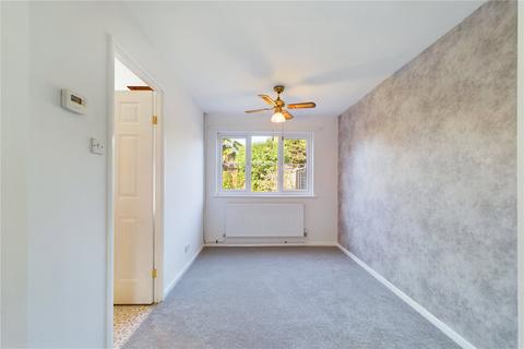 4 The Quantocks, Thatcham, RG19 3SF