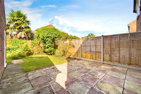 4 The Quantocks, Thatcham, RG19 3SF