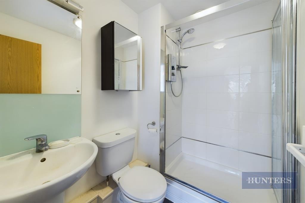 CAM01635 G0-PR0296-STILL014.jpg