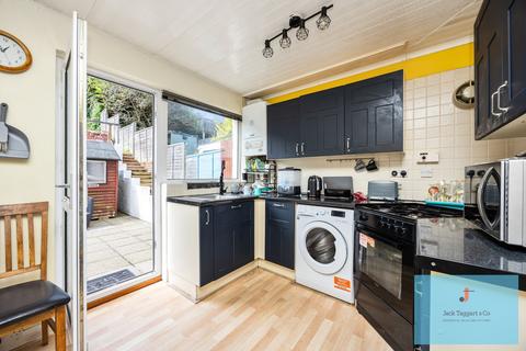 28 Dean Close, Portslade, Brighton, BN41 2FS