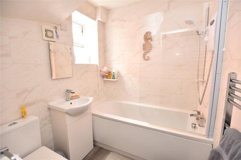 4 bedroom semi-detached house for sale, Brander Road, Leeds, West Yorkshire