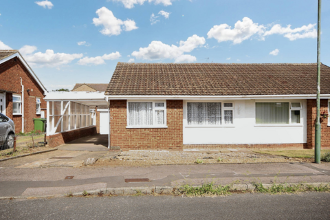 2 bedroom semi-detached bungalow for sale, Dargate Close, Maidstone ME16