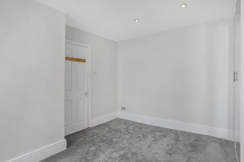 2 bedroom house to rent, Rossmore Road, London NW1