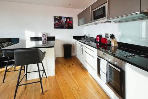 1 bedroom flat to rent, Wharf Approach, Leeds, West Yorkshire, UK, LS1