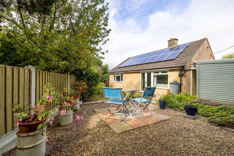 2 bedroom detached bungalow for sale, Fourways Close, Castle Cary, Somerset, BA7