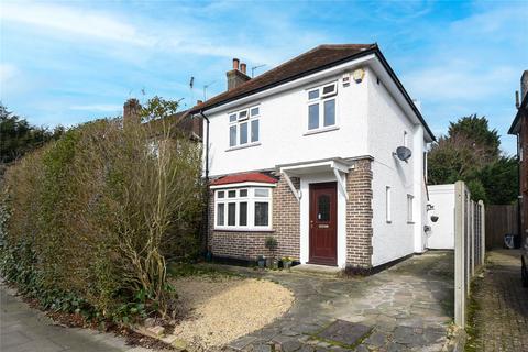 Manor Way, Ruislip HA4