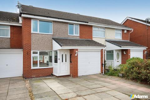 3 bedroom semi-detached house for sale, Ellwood Close, Hale Village