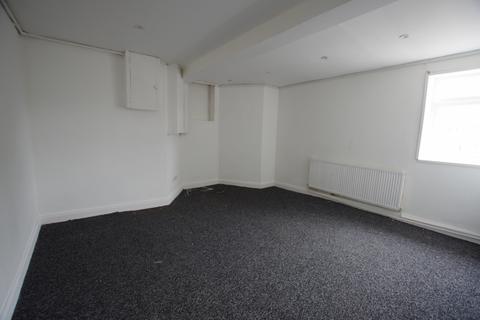 1 bedroom flat to rent, Hustler Street, BD3 0PS