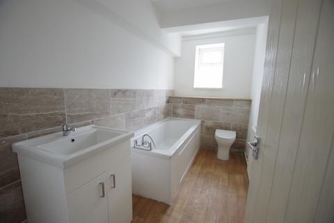 1 bedroom flat to rent, Hustler Street, BD3 0PS