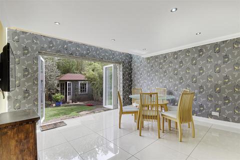 7 Cob Drive, Shorne, Gravesend, DA12 3DU