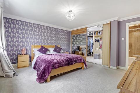 7 Cob Drive, Shorne, Gravesend, DA12 3DU