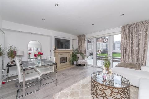 52 Blackchapel Road, Edinburgh, EH15 3QU