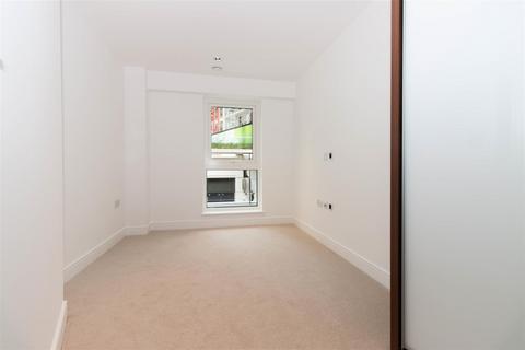 1 bedroom apartment to rent, Fitzroy House, Dickens Yard, Longfield Avenue