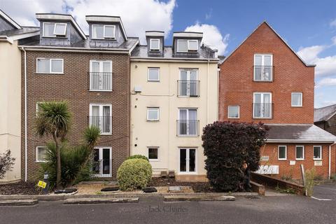 2 bedroom apartment for sale, St. Eanswythe's Court, Tonbridge