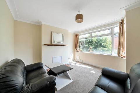 25 Ash Crescent, Leeds, LS6 3LE