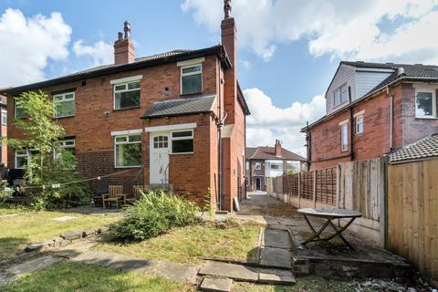 25 Ash Crescent, Leeds, LS6 3LE