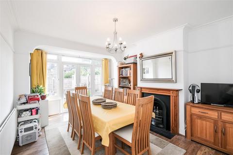 3 bedroom terraced house for sale, Endlebury Road, North Chingford