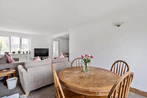 56 Birchside, Dunstable, LU6 3EH