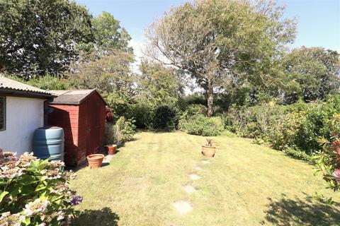 162 Cooden Drive, Bexhill-on-sea, TN39 3AH