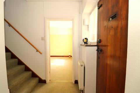 162 Cooden Drive, Bexhill-on-sea, TN39 3AH