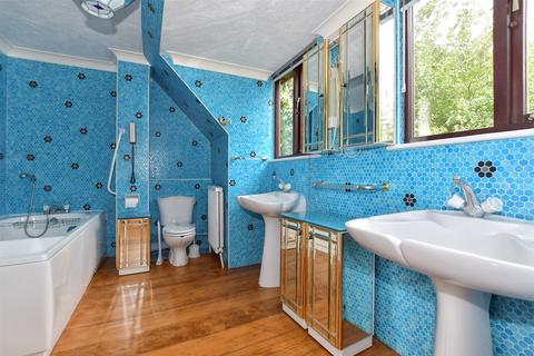 San Jacinto Farm End, London, E4 7QS