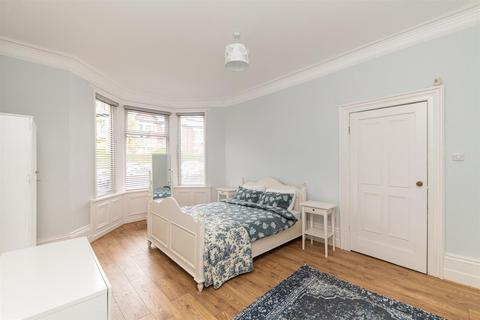 2 bedroom flat to rent, Simonside Terrace, Heaton, Newcastle Upon Tyne