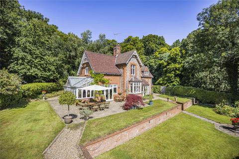 4 bedroom detached house for sale, Lime Avenue, Kingwood Common, Henley-on-Thames, Oxfordshire, RG9