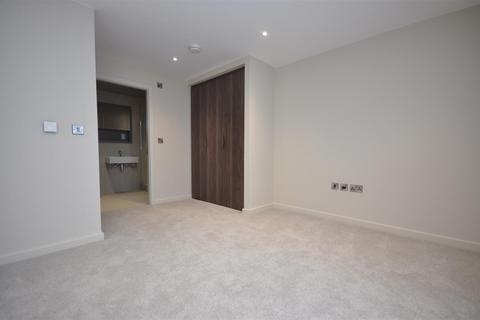 2 bedroom apartment to rent, Kings, Hudson Quarter, York