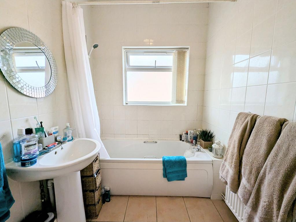 FF: Bathroom