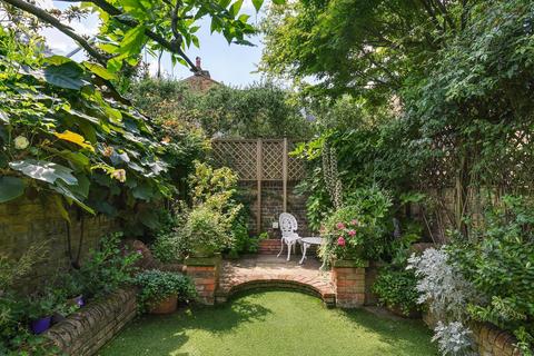 22 Perrymead Street, London, SW6 3SP
