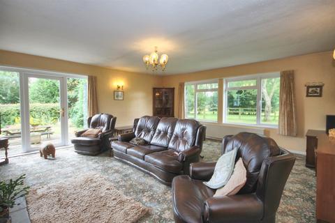 4 bedroom detached bungalow for sale, Chelford Lane, Over Peover