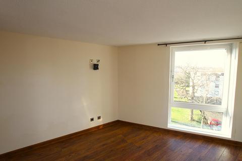 2 bedroom flat to rent, Kinneil House, The Furlongs, Hamilton, ML3