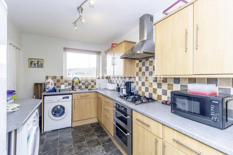 2 bedroom flat for sale, Hampsfell Drive, Morecambe LA4