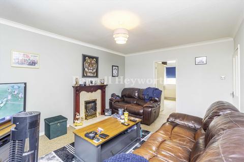 2 bedroom flat for sale, Hampsfell Drive, Morecambe LA4