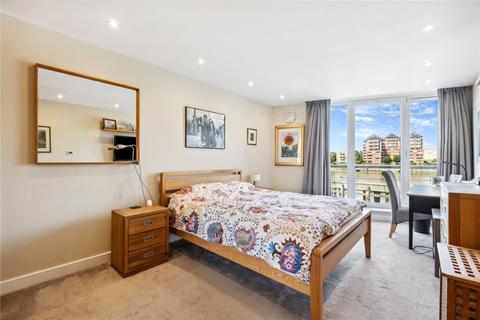 2 bedroom apartment for sale, Clove Hitch Quay, London, SW11