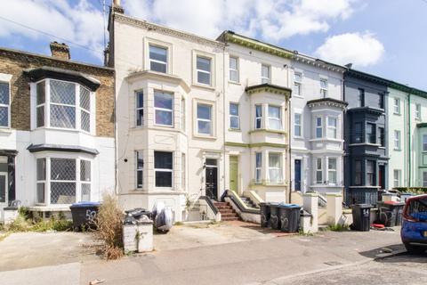 2 bedroom flat for sale, Godwin Road, Cliftonville, CT9