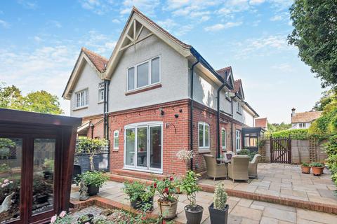 Rose Cottage Steepways, Hindhead, GU26 6PG
