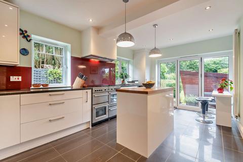 Rose Cottage Steepways, Hindhead, GU26 6PG