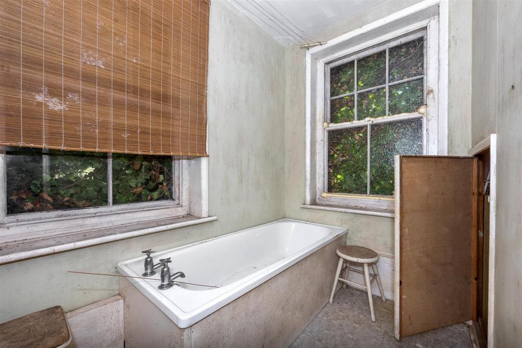 First Floor Bathroom