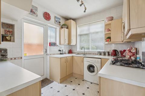 3 bedroom semi-detached house for sale, Woodford Crescent, Pinner, HA5